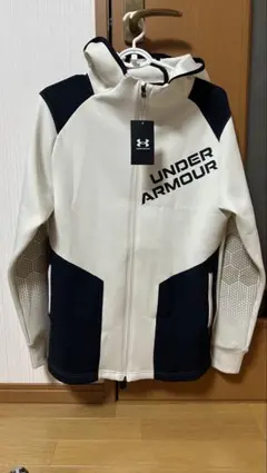 アンダーアーマー UAHYBRIDニットジャケット&パンツセット 新庄監督モデル アンダーアーマー UAHYBRIDニットジャケット&パンツセット 新庄監督