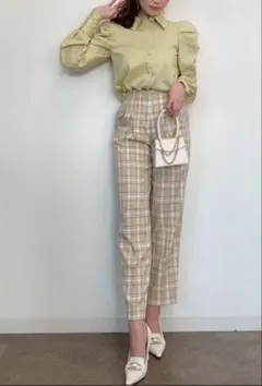 新品 eimy istoire ベルトレスハイウエストタックチェックパンツ