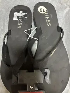 GUESS ビーチサンダル サイズ10 ブラック　私の足は25cmで大丈夫ですのサムネイル