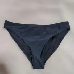 4 未使用　セパレート水着の下のみ