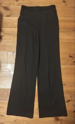 ブラック スラックス Mサイズ