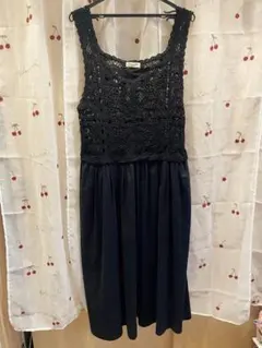 美品☆ Samansa Mos2 ブラックニット刺繍ワンピースのサムネイル