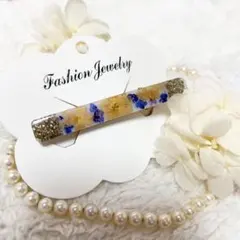 お花のヘアクリップ