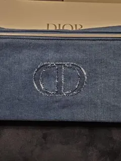 Item thumbnail for item ab03809b-7a60-4041-ae0e-4c0728fc5d7c