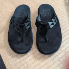 ISLAND SLIPPER サンダル ブラック 8のサムネイル