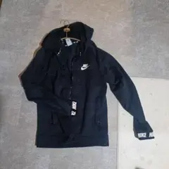 Nike ブラック フルジップパーカー