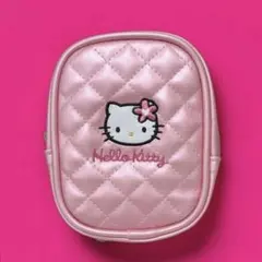 サンリオ　ハローキティ セブンくじ キルティング　ポーチ 新品未使用のサムネイル