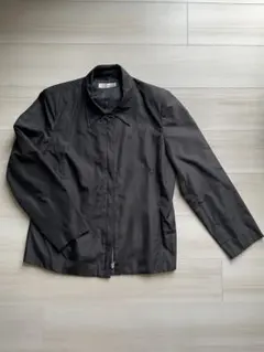 ブラック　デザインが綺麗なジャケット　サイズL