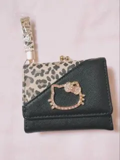 ハローキティ　三つ折り財布　ブラック　ギャルキティ　ヒョウ柄　サンリオ