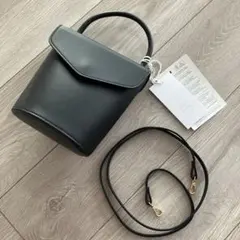 値下げ‼️ 極美品BALENCIAGA TOOL2.0 ノースサウス XS - メルカリ