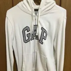 Gap 白パーカー