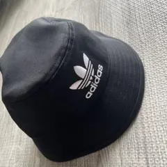 新品美品adidasバケットハット トレフォイル 黒 オリジナル 54-57cmのサムネイル