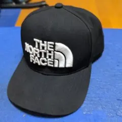 【美品】THE NORTH FACE ブラック キャップ　刺繍ロゴ