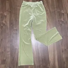 GU Sサイズ ストレッチカラーフレアパンツ