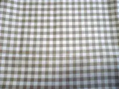 新品・ブラウン×白色ギンガムチェック柄生地１１０✕５０cm①