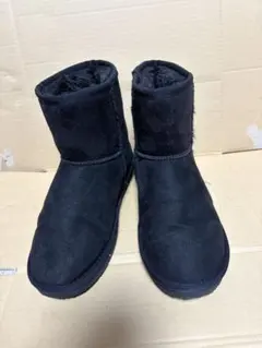 黒　ブーツ　とても美品です　used