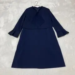 ネイビー ワンピーススーツ ノーカラージャケット　リボン付きワンピース　フレア袖