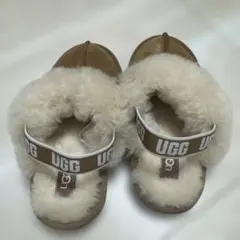UGG キッズ用ファー付きスリッパ　17㌢