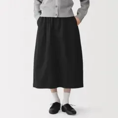 無印良品　muji 婦人　洗いざらしコットン　イージースカート 黒　Mサイズのサムネイル