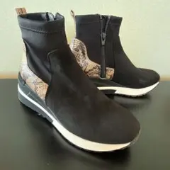 【REZOY】 スニーカーブーツ 黒 スエード 23.5 ショートブーツ リゾイ