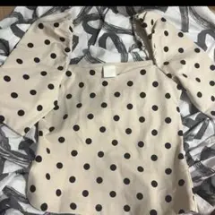 ベージュ ドットバルーン袖 トップス