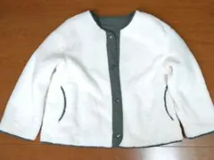 ユニクロ リバーシブル ボアジャケット ホワイト カーキ ノーカラー
