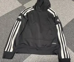 adidas パーカーブラック 130cm