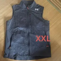 UNDER ARMOUR コールドギア　モックネック　ベスト　リアクターのサムネイル