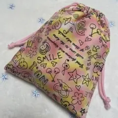 ハンドメイド　巾着袋　ハッピースマイル　《39》