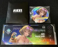 勝利の女神 NIKKE ホログラム缶バッジ 韓国 高級募集チケット 水着 アニス