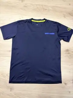 UNDER ARMOUR ネイビーシャツ