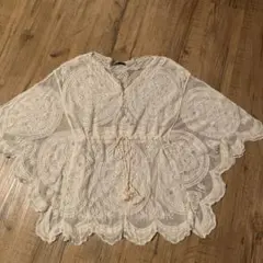 SHEIN アイボリー刺繍レースチュニック 五分袖
