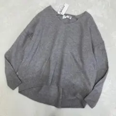 【新品タグ付き】LAKOLE 12GラクーンウールVネック　セーター　S