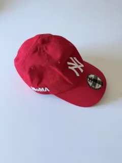 NYヤンキースキャップ　MOMAEdition 赤　レッド