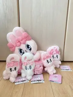 エスターバニー ぬいぐるみ