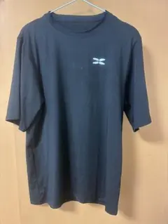 ブラック 半袖 Tシャツ シンプルデザイン