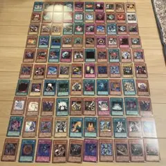 遊戯王カード 100枚まとめ売り⑨ 当時物　昔のカード ノーマル 大量セット