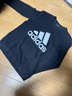 adidasトレーナー150cm
