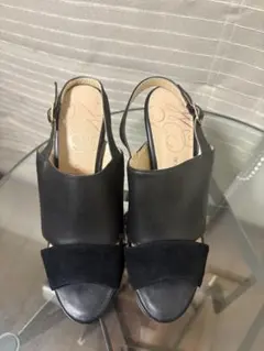 ブラックレザー パンプス　 ヒール8センチ 22.5センチ