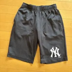 MLB New York Yankees ハーフパンツ ブラック