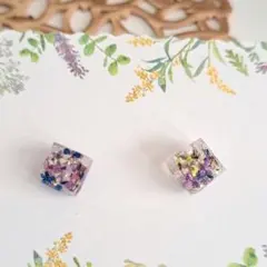 No.213 レジンピアス　ハンドメイド 花柄樹脂ピアス