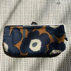 マリメッコ 横型ポーチ がま口