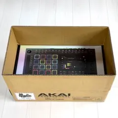 美品]AKAI MPC LIVE II & Arturia MiniLab 3 - メルカリ