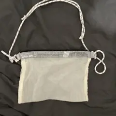 ニコアンド　サコッシュ