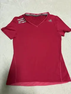 adidas スポーツウェア　トップス