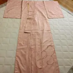 単着物　紬　付下げ？　桜色　身丈161cm　裄66cm