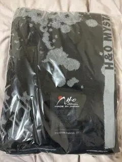 【新品未使用】MWAMトーキョータナカ サイン入りレインポンチョ 新品未使用】MWAMトーキョータナカ kiu サイン入りレインポンチョ
