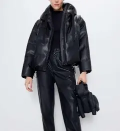 (K11191) ZARA フェイクレザー ダウンジャケット パフジャケット