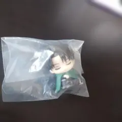 新品未使用 進撃の巨人 きみとふれんず ぬいぐるみキーホルダー
