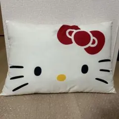 ハローキティ　クッション